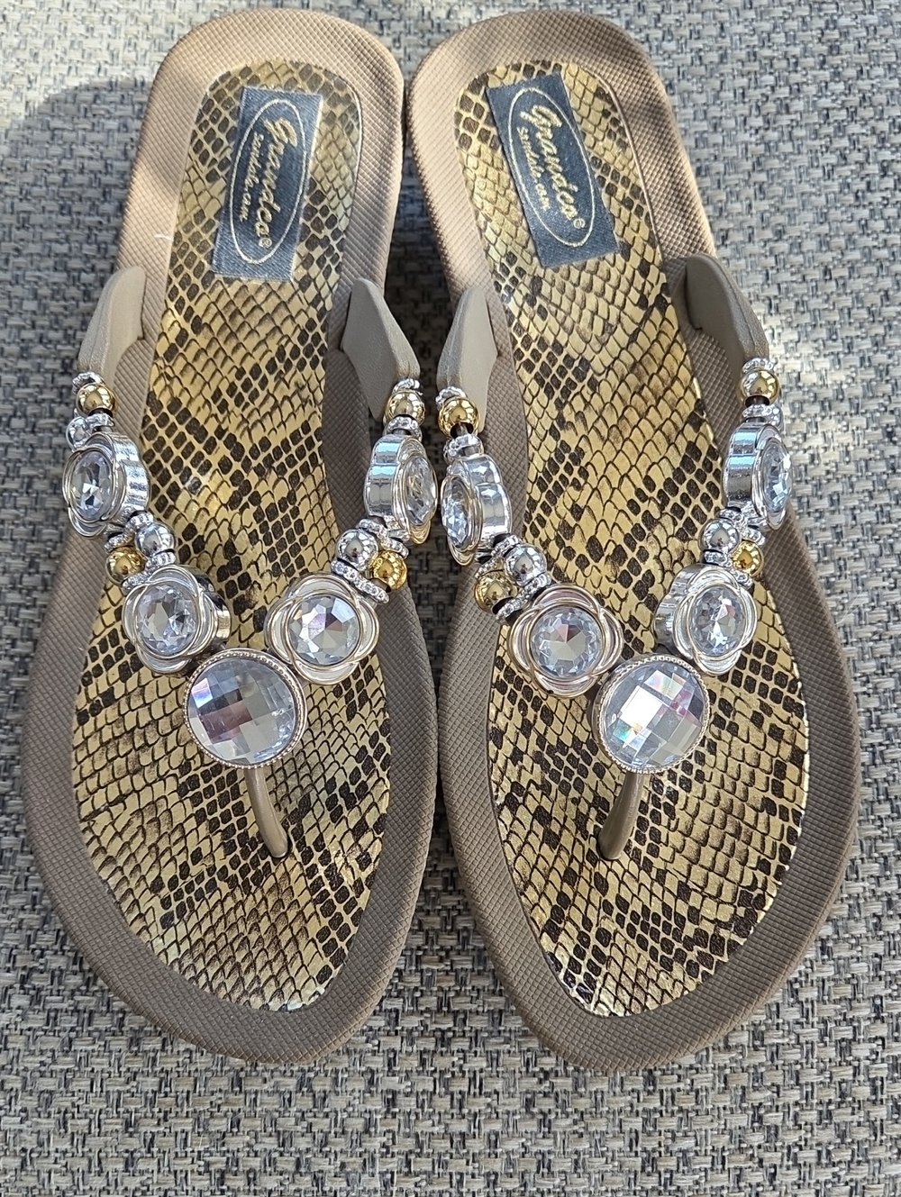 Grandco Gold Flip Flops - Picture 2 of 7